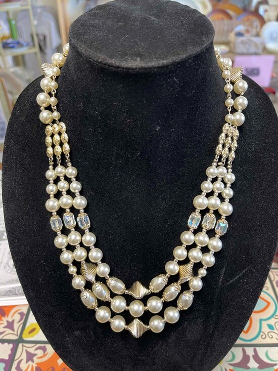 Jewelry - Vintage Gold and Faux Pearl 3 Strand Necklace
